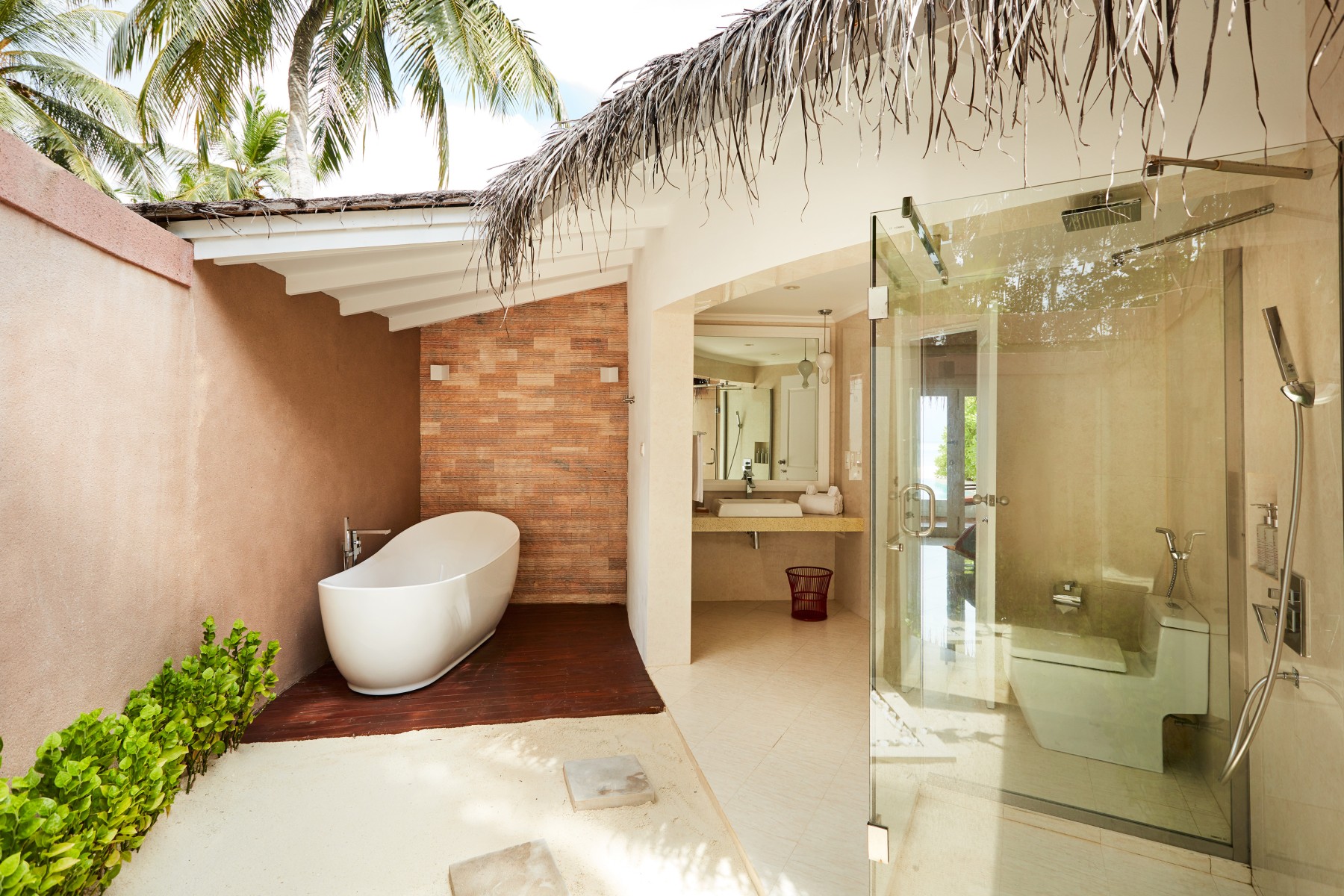 Deluxe Beach Villa
